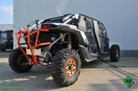 Can-am-Maverick-X3-MAX-DFK-cabin_51